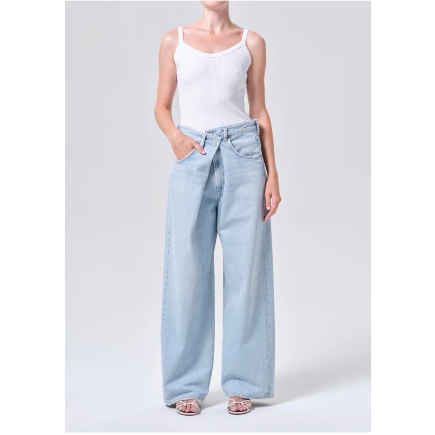 Agolde Light Wash Vana Fold Jean 28