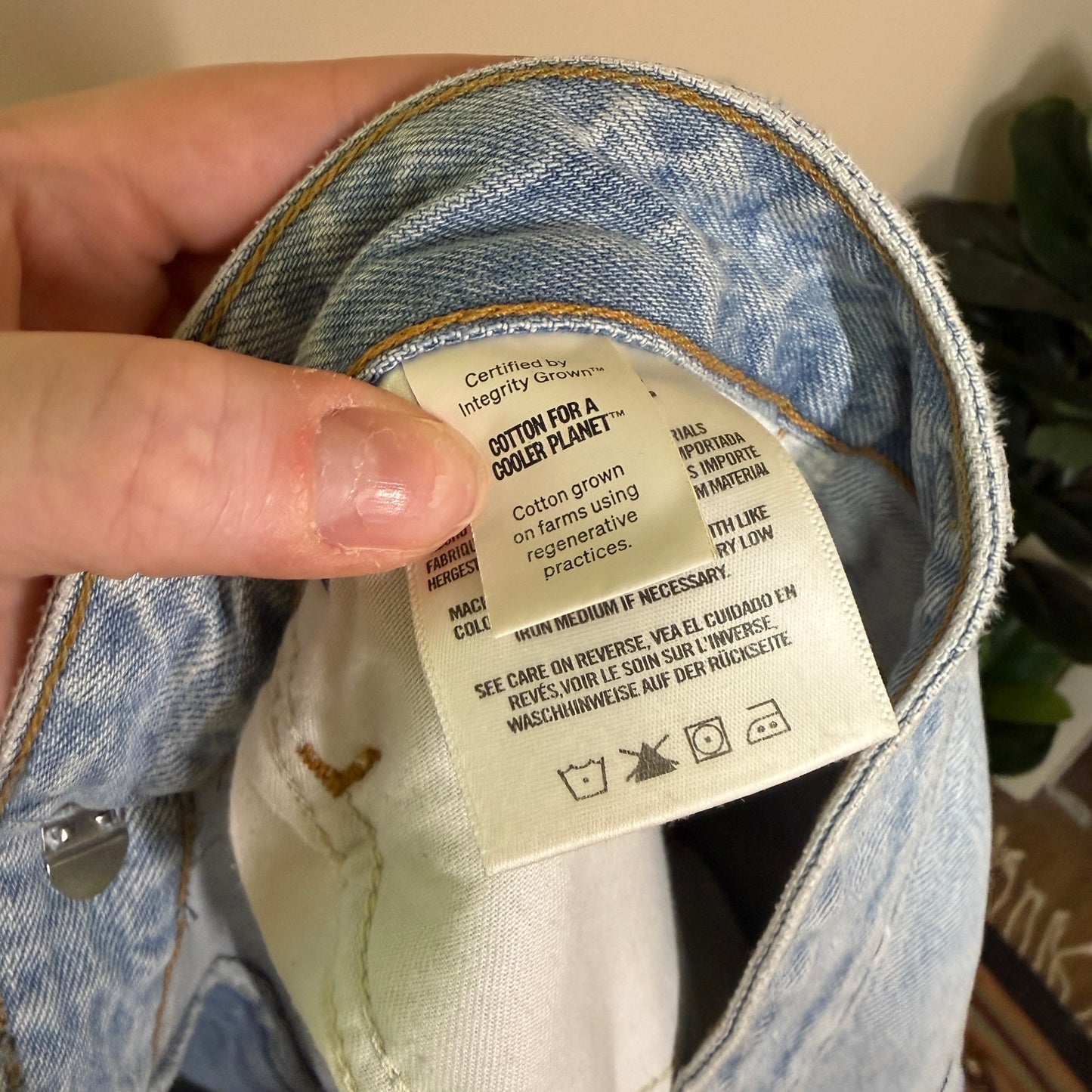Agolde Light Wash Vana Fold Jean 28