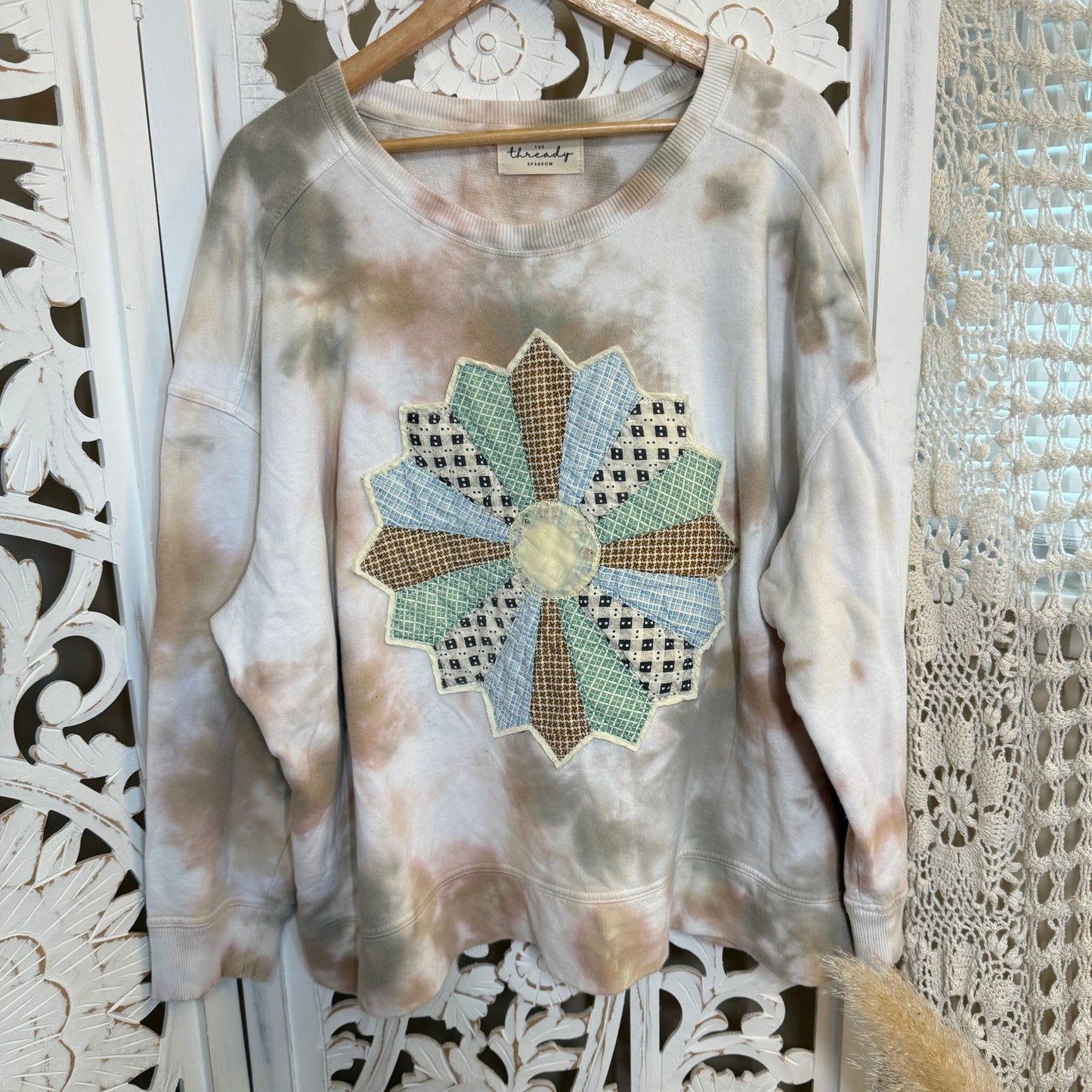 Dresden Daydream Sweatshirt in Woodland Moss XL/XXL