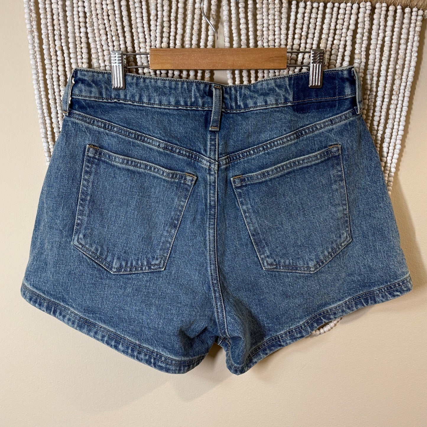 Abercrombie & Fitch High Rise 90s Relaxed Cut Off Shorts 28
